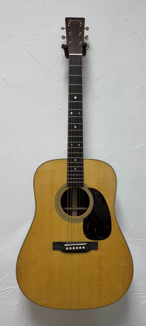 Martin D-28