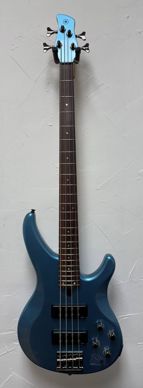 Yamaha TRBX304 Factory Blue
