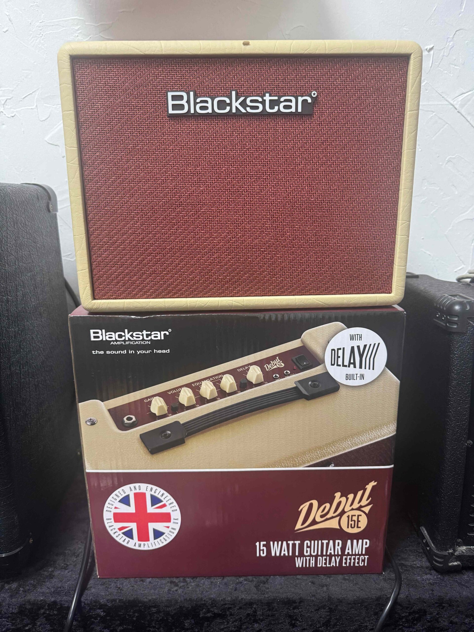 Blackstar Debut 15w Guitar Amp w/Delay