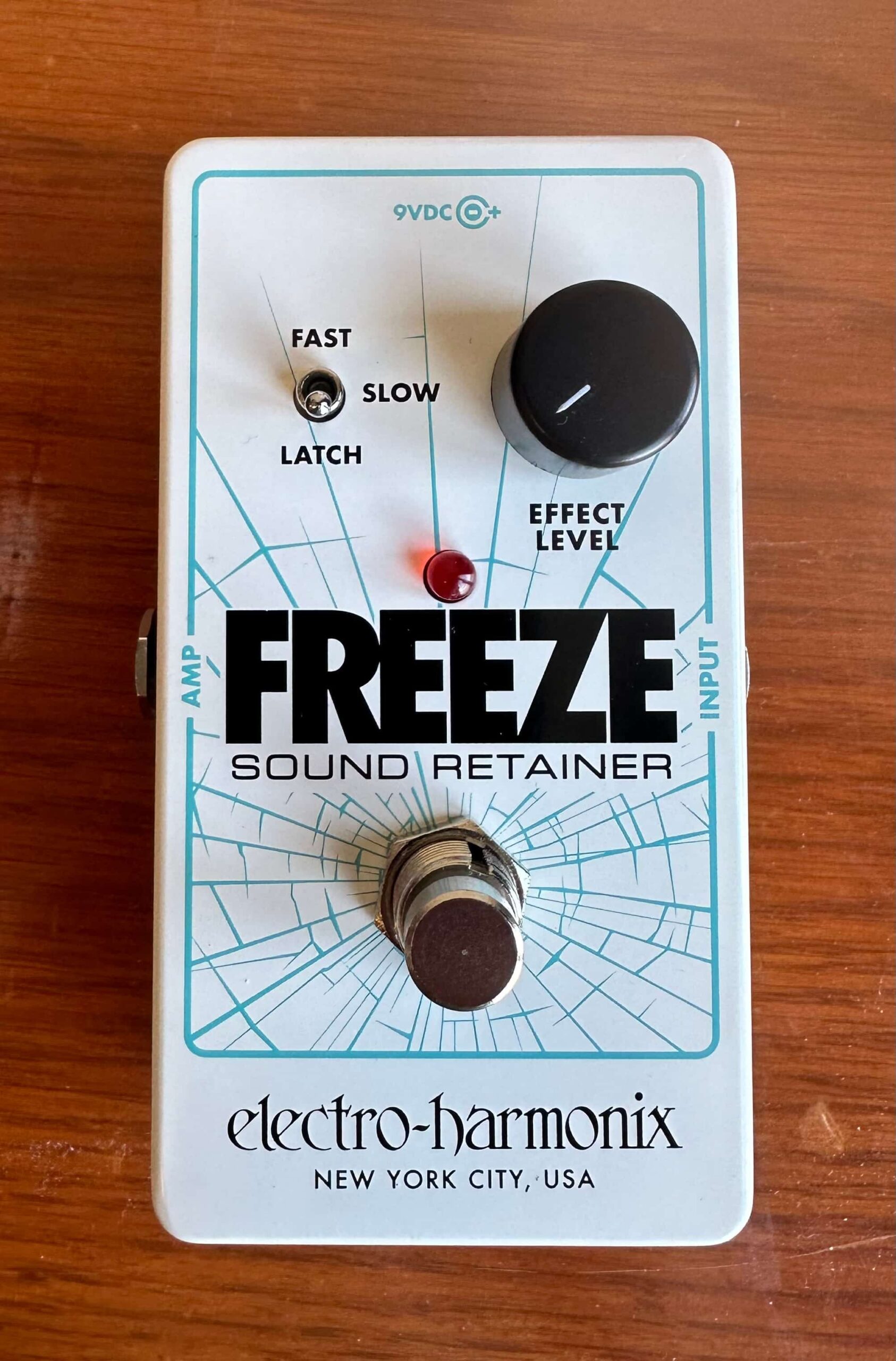 Electro-Harmonix Freeze (Sound Retainer)