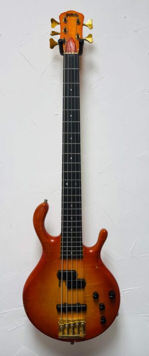 Pedulla Pentabuzz USA 5 String Fretless USED