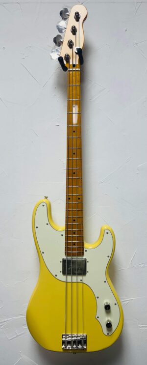 Classic Vibe Telecaster Bass