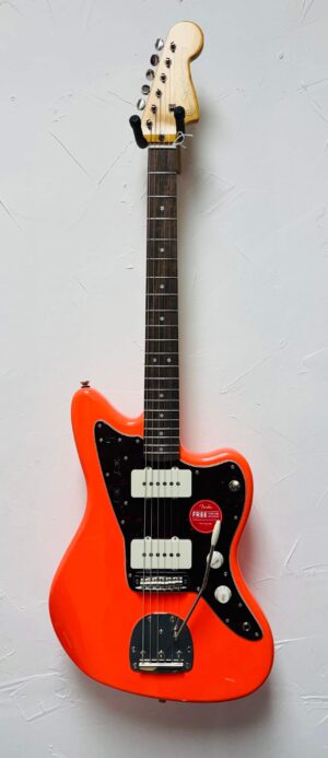 Classic Vibe '60s Jazzmaster Tahitian Coral