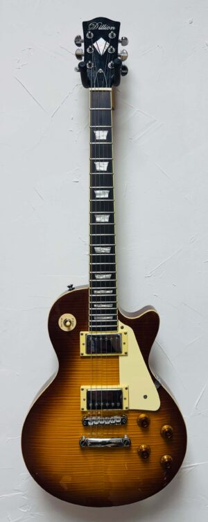 Dillion Les Paul w/ Case USED
