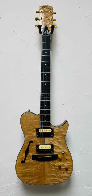 Carvin AE185 w/ Tweed Case USED No acoustic Pickup
