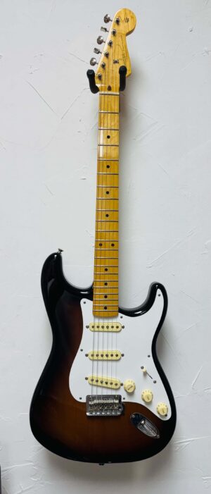 Fender Vintera 50's Stratocaster w/ Case USED