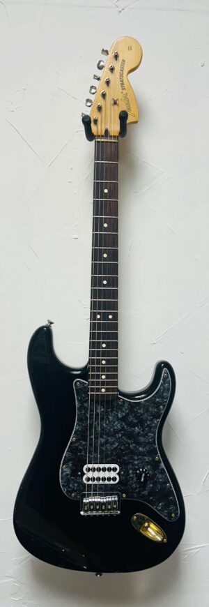 Fender Tom Delonge Strat w/ Case USED