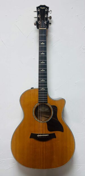 Taylor 614CE 2015  w/ Case USED