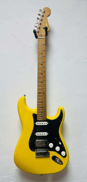 Fender FSR Limited Edition American Ultra II Stratocaster HSS - Graffiti Yellow