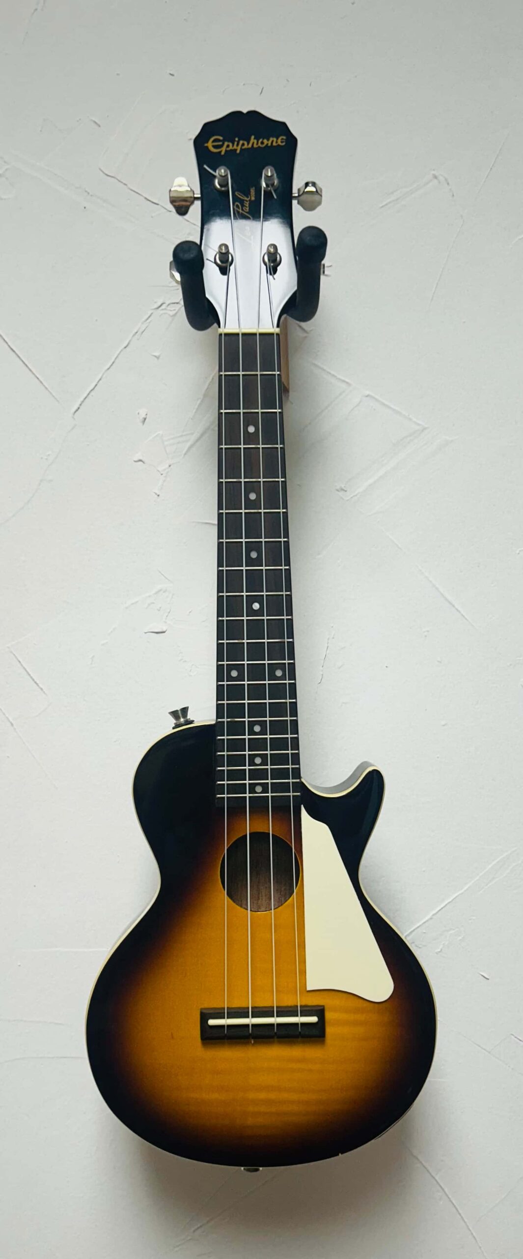 Epiphone Les Paul Uke w/bag  USED