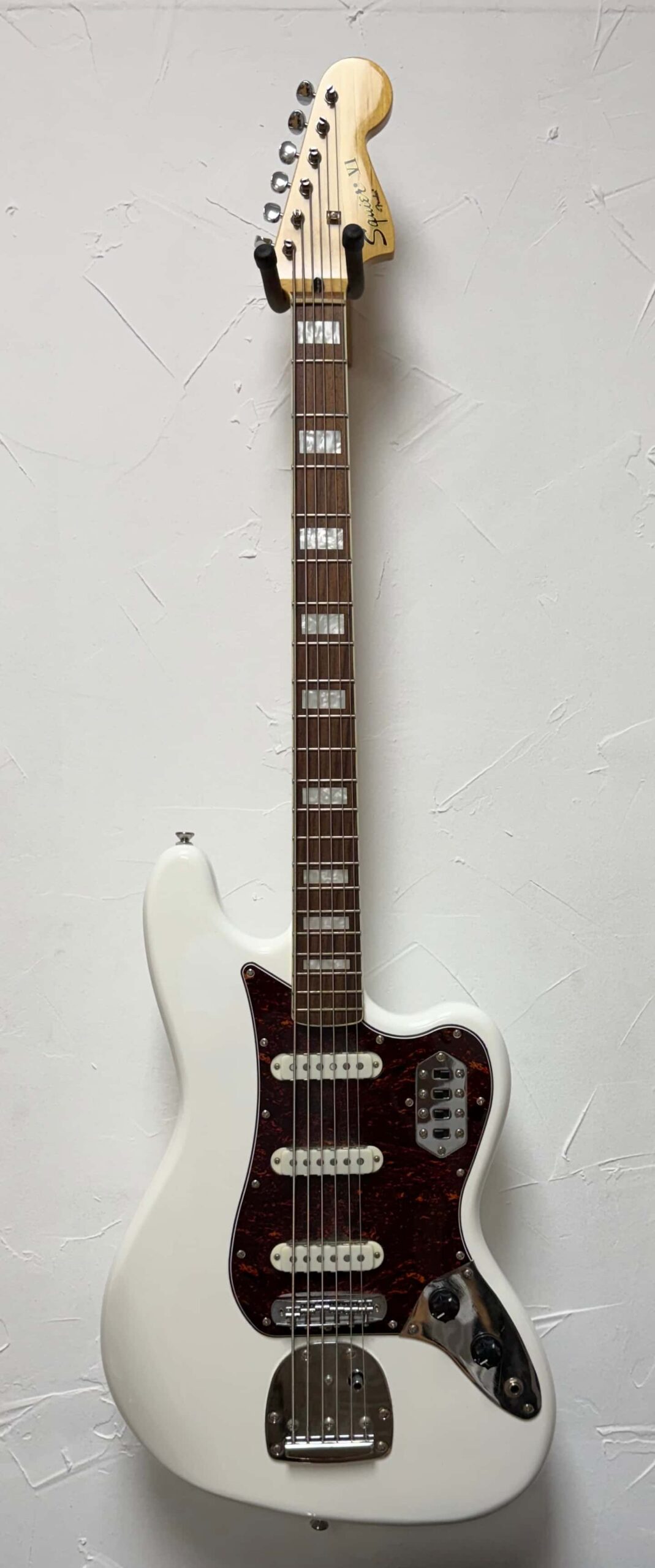 Squier Classic Vibe Bass VI USED