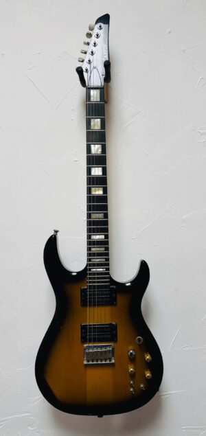 Carvin DC400 w/ Case USED