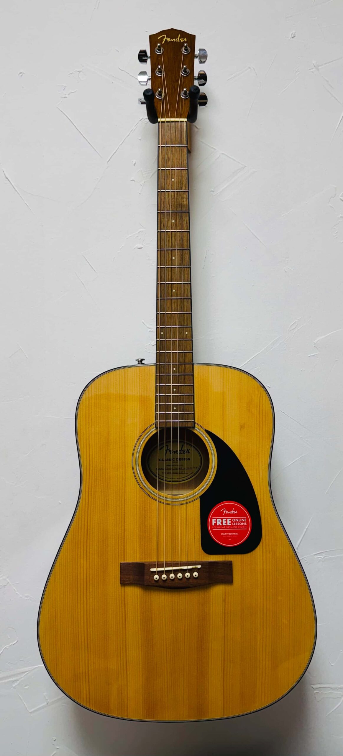 Fender CD60 Natural w/ Case